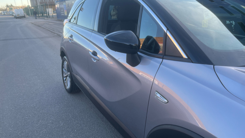 Vauxhall Crossland X 1.2T [130] SRi Nav 5dr [Start Stop] Auto Petrol Hatchback